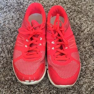 Women’s Tennis Shoes